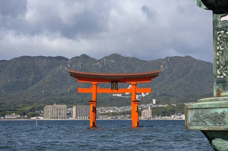 Gita di un giorno a Hiroshima e Miyajima con traghetto